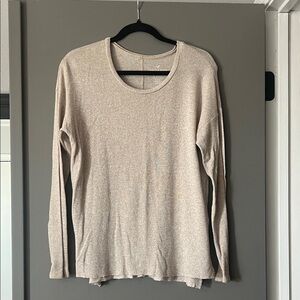 American Eagle Beige Long Sleeve Sweater